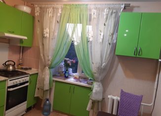 Продажа 3-комнатной квартиры, 57.7 м2, Глазов, проезд Монтажников, 3