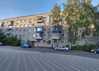 Продам 3-ком. квартиру, 58 м2, Пенза, улица Герцена, 1А