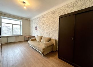 Продаю трехкомнатную квартиру, 80 м2, Новосибирск, улица Восход, 18, метро Речной вокзал