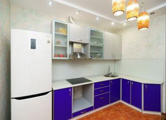 Продам 2-ком. квартиру, 57 м2, Ульяновск, улица Кирова, 6к1, ЖК Симбирские Высотки