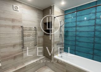 Продаю 3-ком. квартиру, 86.2 м2, поселок Дубовое, Лунная улица, 2