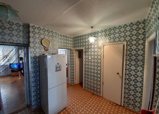 Трехкомнатная квартира на продажу, 56.1 м2, Приморско-Ахтарск, Первомайская улица, 77