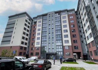 Продам 1-ком. квартиру, 42 м2, Калининград, Советский проспект, 238А, Центральный район