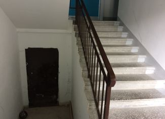 Продам 3-ком. квартиру, 109 м2, Каспийск, проспект М. Омарова, 1Б