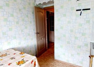 Продам однокомнатную квартиру, 30 м2, Азнакаево, улица Хасанова, 2