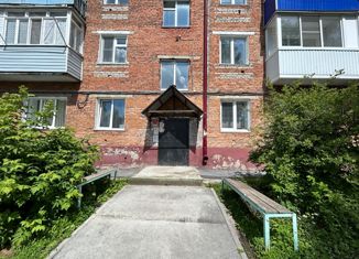 Продается 2-комнатная квартира, 43 м2, Топки, улица Луначарского, 3