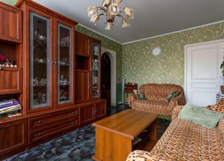 Пятикомнатная квартира на продажу, 71.5 м2, Санкт-Петербург, улица Турку, 10к1, метро Проспект Славы