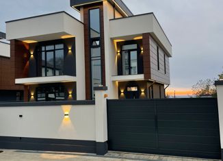 Продам дом, 256.4 м2, село Верхневесёлое, Черновицкая улица, 37