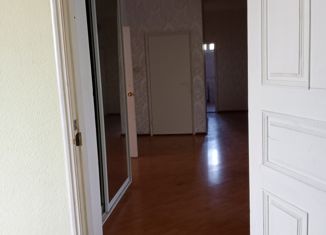 Продажа 4-комнатной квартиры, 220 м2, Балахна, проспект Дзержинского, 55