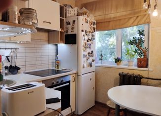 3-комнатная квартира на продажу, 61.6 м2, Екатеринбург, улица Сурикова, 24, улица Сурикова