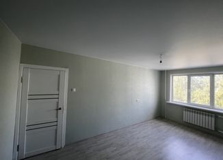 3-ком. квартира на продажу, 68 м2, Псковская область, улица Новосёлов, 32