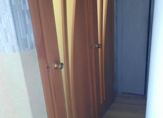 Продам 3-комнатную квартиру, 54.2 м2, Ижевск, Молодёжная улица, 74, жилой район Аэропорт