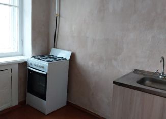 Продается 3-комнатная квартира, 58 м2, Реж, улица Хохрякова, 24