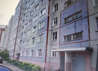 Продажа 3-комнатной квартиры, 70 м2, Киров, Комсомольская улица, 89