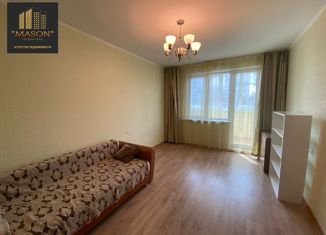 Продается 1-комнатная квартира, 32.8 м2, Уссурийск, улица Горького, 83