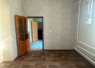 Продается трехкомнатная квартира, 62 м2, поселок Прикубанский, улица Мира, 9