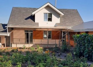 Продаю дом, 180 м2, Лениногорск, улица Свободы, 104