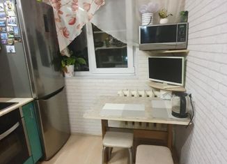 Сдаю двухкомнатную квартиру, 44 м2, Барнаул, улица Георгиева, 3