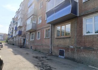 Продам 2-ком. квартиру, 42.4 м2, поселок городского типа Новый Городок, улица Тухачевского, 11