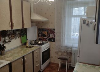 Сдам в аренду 3-ком. квартиру, 60 м2, Татарстан, Спортивная улица, 13