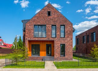 Продаю дом, 210 м2, коттеджный посёлок Ярд виладж