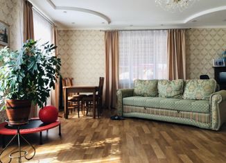 Продам дом, 200.3 м2, деревня Коняшина