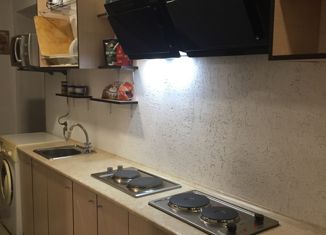 Сдается в аренду комната, 60 м2, Саратов, Большая Садовая улица, 129/135, Октябрьский район