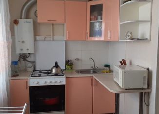 3-ком. квартира в аренду, 52 м2, Альметьевск, улица Чернышевского, 6