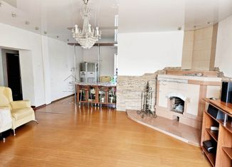 Дом на продажу, 208 м2, Кумертау, улица Карла Маркса, 50А