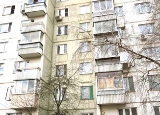 Продаю 3-ком. квартиру, 73 м2, Москва, проезд Одоевского, 11к1, метро Ясенево