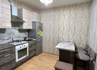 Продам однокомнатную квартиру, 42 м2, посёлок Марьино, Светлый бульвар, 13к3