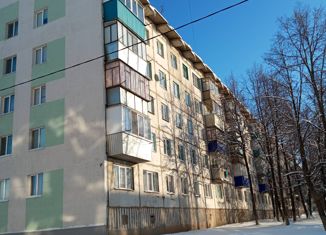 Продаю 3-ком. квартиру, 62 м2, поселок городского типа Джалиль, улица Ленина, 17