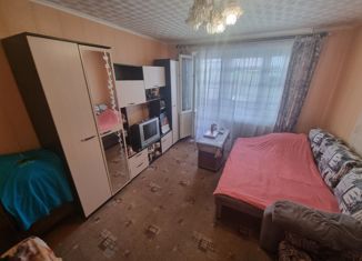 Продаю двухкомнатную квартиру, 50.3 м2, Великий Устюг, улица Кирова, 54