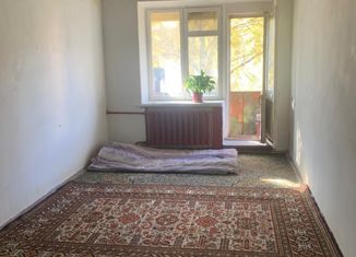 Продаю 3-комнатную квартиру, 60 м2, Люберцы, улица С.П. Попова, 30