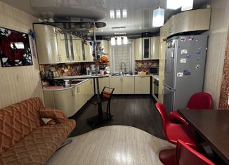 Продается трехкомнатная квартира, 67.1 м2, Находка, Спортивная улица, 26