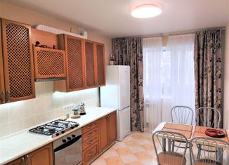 Аренда 3-ком. квартиры, 100 м2, Самара, улица Водников, 35, Самарский район