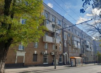 Сдаю 1-ком. квартиру, 82 м2, Ростов-на-Дону, улица 35-я Линия, 49