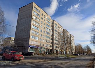 Продажа 4-ком. квартиры, 76.7 м2, Глазов, улица Тани Барамзиной, 6