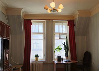 Продам комнату, 193.9 м2, Санкт-Петербург, Лахтинская улица, 25, Лахтинская улица