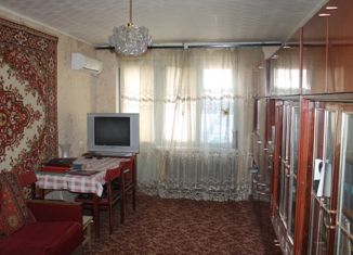 Продам 3-комнатную квартиру, 57.6 м2, Волгоградская область, улица Титова, 35