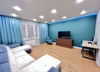 Продается трехкомнатная квартира, 97 м2, Санкт-Петербург, Богатырский проспект, 36к1, метро Комендантский проспект