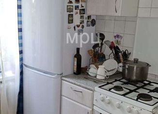 Продам 2-комнатную квартиру, 42.5 м2, Москва, улица Народного Ополчения, 8, метро Народное Ополчение