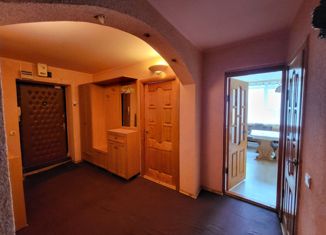 Продам 3-комнатную квартиру, 71.2 м2, Курская область, Студенческая улица, 36А