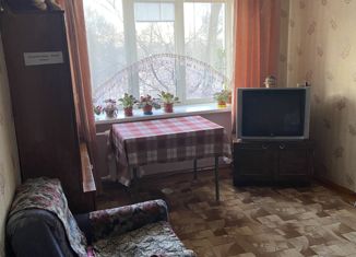 Продается 4-комнатная квартира, 61 м2, Новотроицк, улица Губина, 8