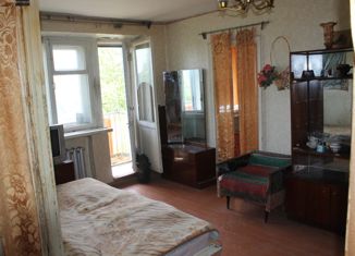 Продажа 2-комнатной квартиры, 42.4 м2, Камышин, улица Терешковой, 15