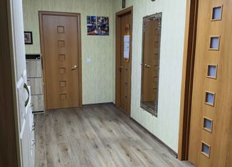 Продается 2-ком. квартира, 64.1 м2, Старый Оскол, микрорайон Дубрава, квартал 1, 20