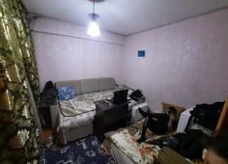 Продается 4-комнатная квартира, 59 м2, Бодайбо, улица Розы Люксембург, 8