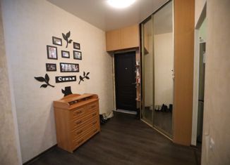 Продается двухкомнатная квартира, 55.5 м2, Тюменская область, улица Мелик-Карамова, 41