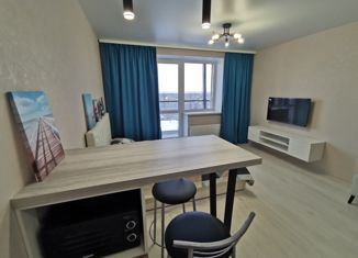 Продам квартиру студию, 33.6 м2, Омск, улица Маршала Жукова, 156, Центральный округ