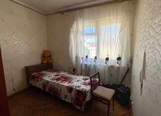 Продаю 2-ком. квартиру, 37.4 м2, Майкоп, Первомайская улица, 193